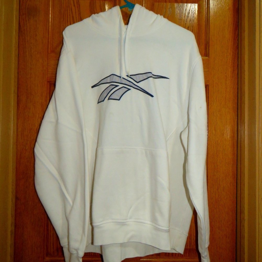 XL Men's Reebok White Sweater